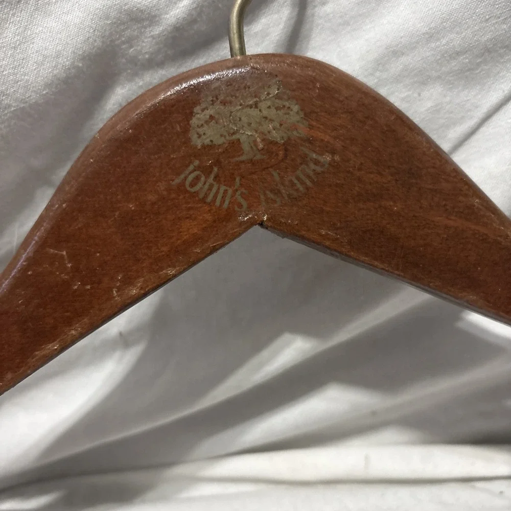 Johns Island Wood‎ Coat Suit Wooden Hangers Lot Of 4